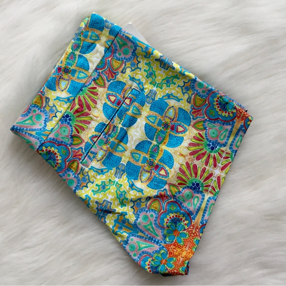 ⚜️New Kaeli Smith Colorful Print Shorts - Picture 3 of 8